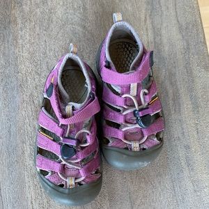 Girls Keen Sandals Purple size 10